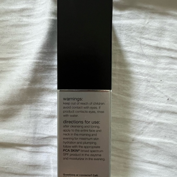 PCASkin Hyaluronic Acid Boosting Serum - Picture 2 of 4